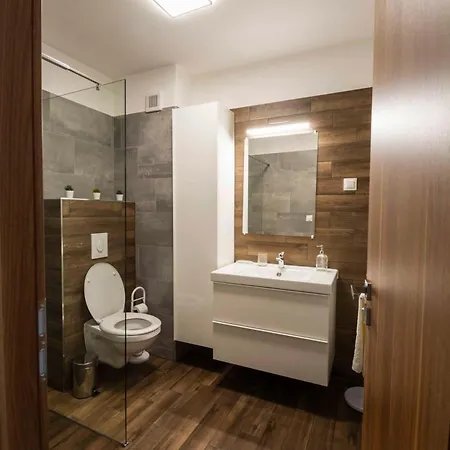 In - Balaton 48115 Apartament
